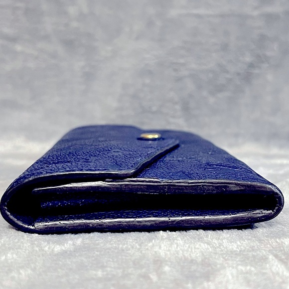LV EMPREINTE Embossed Mono Wallet with Removable Pouch Insert - Picture 9 of 16